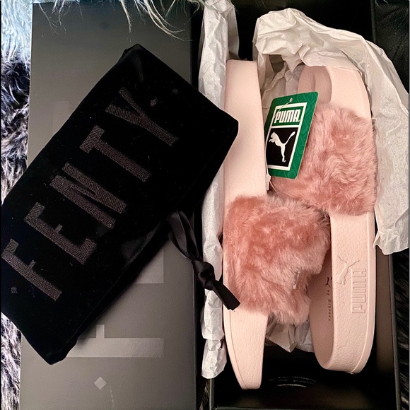 Rihanna 2016 FENTY Slides PINK AUTHENTIC Brand New - Picture 3 of 7